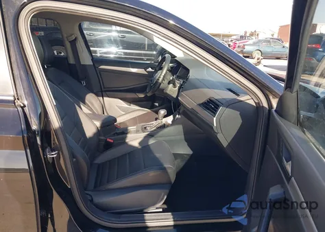 2021 Volkswagen Jetta 1.4T R-Line/1.4T S/1.4T Se из США, поврежденный, VIN 3VWC57BU8MM022450